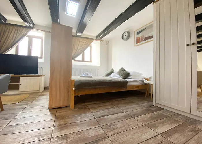 Piata Sfatului Brassai - Annastasia's * Brasov